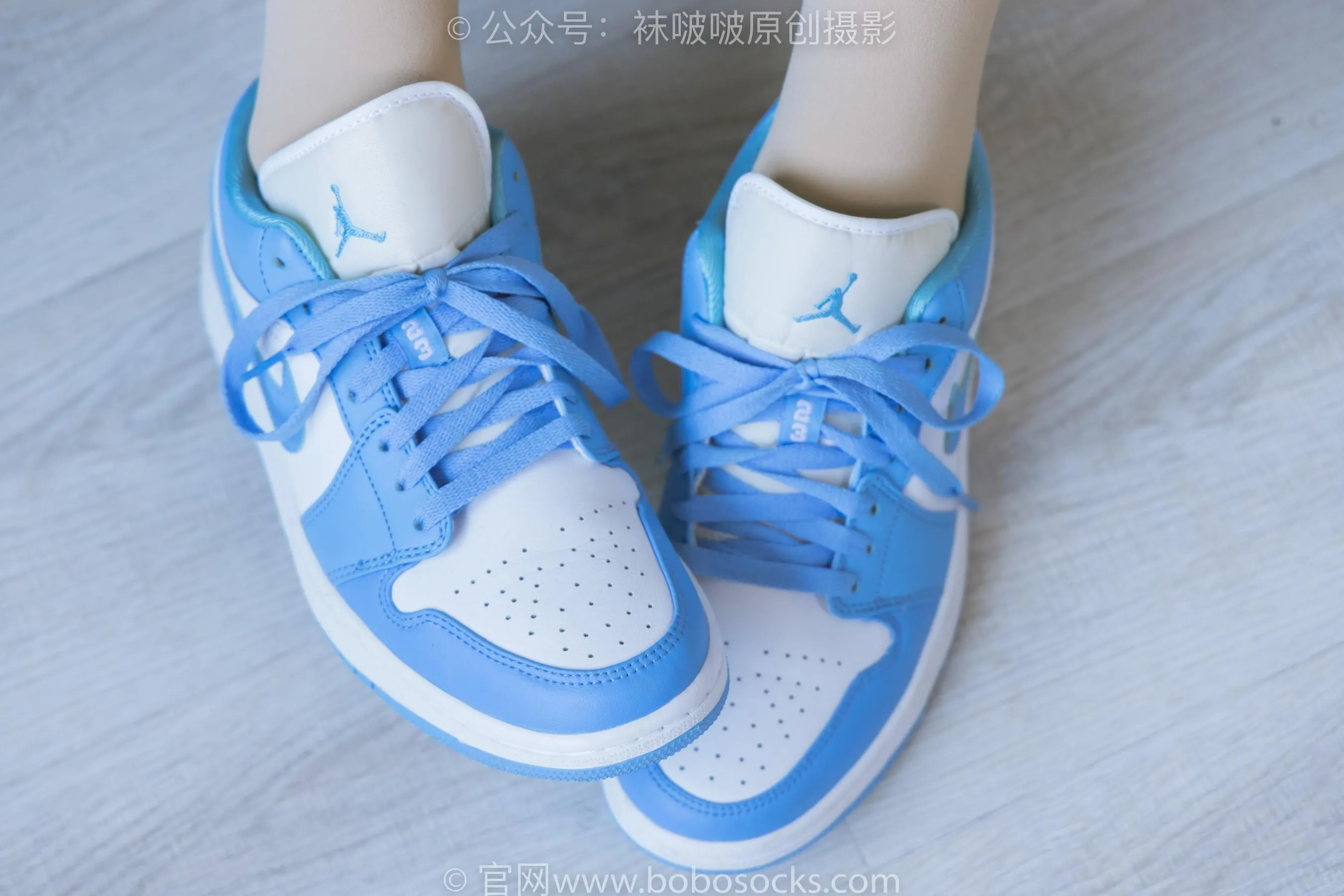 [BoBoSocks袜啵啵]NO.228 小沫-板鞋、厚肉丝、裸足 [90P]插图5